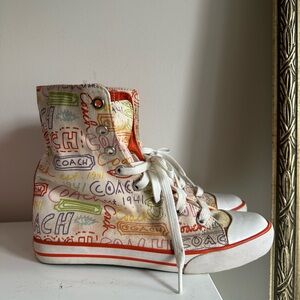 Coach Hi Top‎ Bonney Graphic Design Sneakers Womens 6 Orange